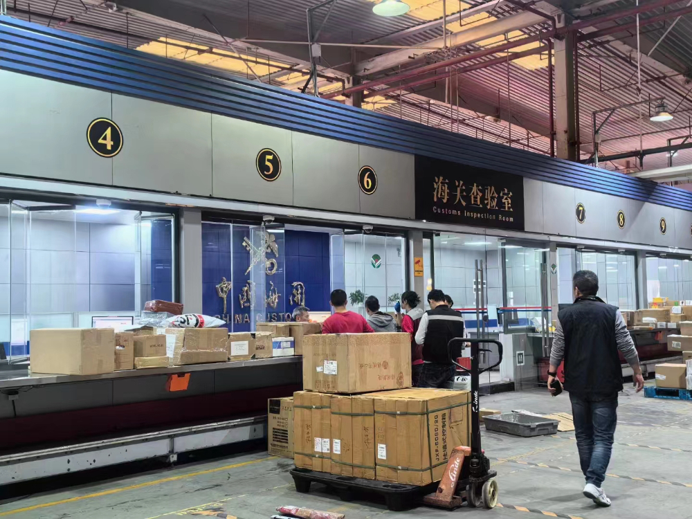 代理报关和自理报关的区别是什么？